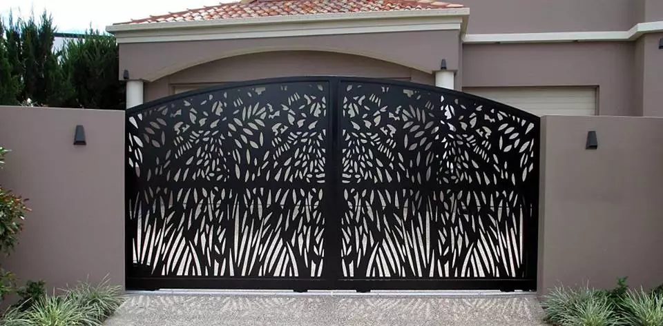 driveway gate santa monica