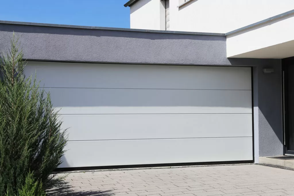 how to seal a garage door